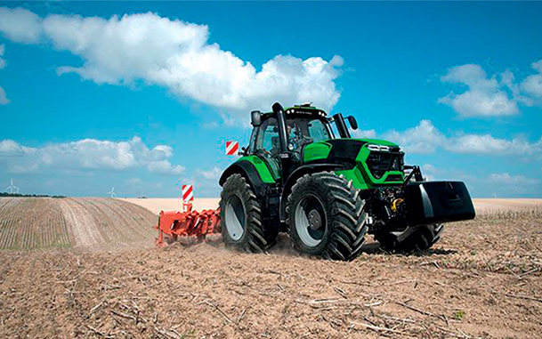 Трактор Serie 9 TTV